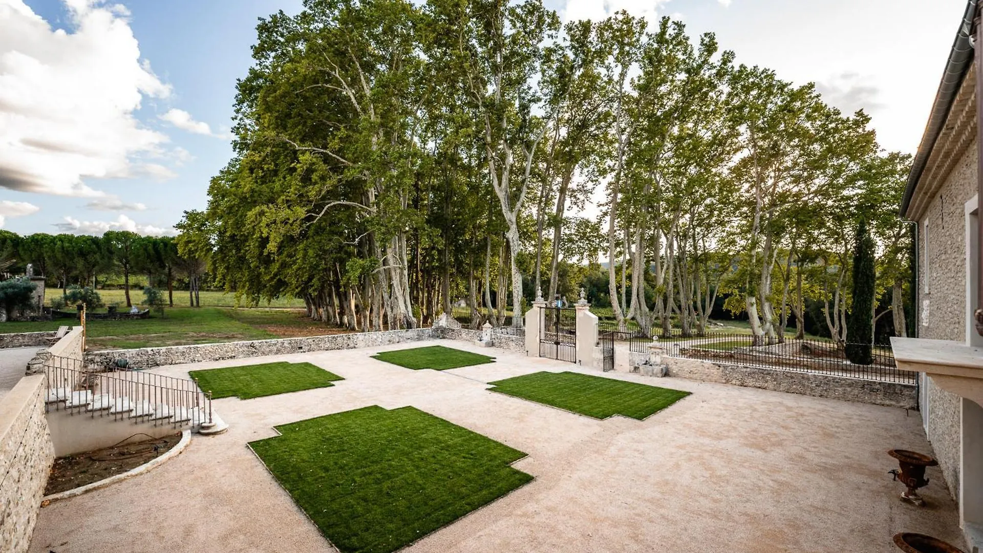 Chateau De Taulignan Saint-Marcellin-les-Vaison